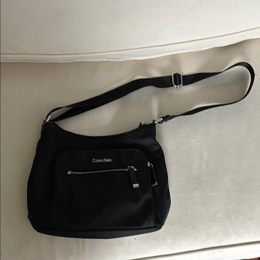 Calvin Klein Black Crossbody Bag Elegant Design